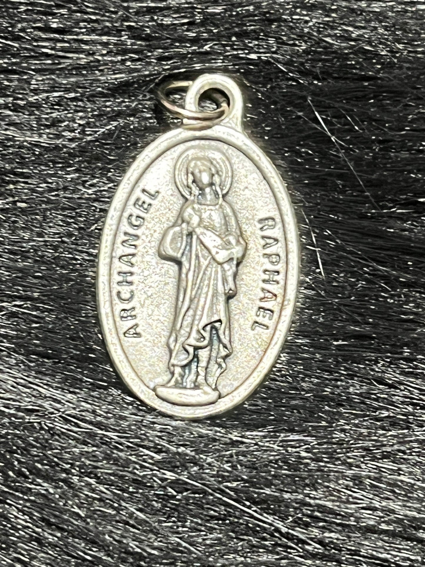 Saint Raphael Medal, Patron Saint Travelers, Patron Saint Medical workers, Patron Saint of Bodily Ills, St Raphael Medal, Archangel Raphael